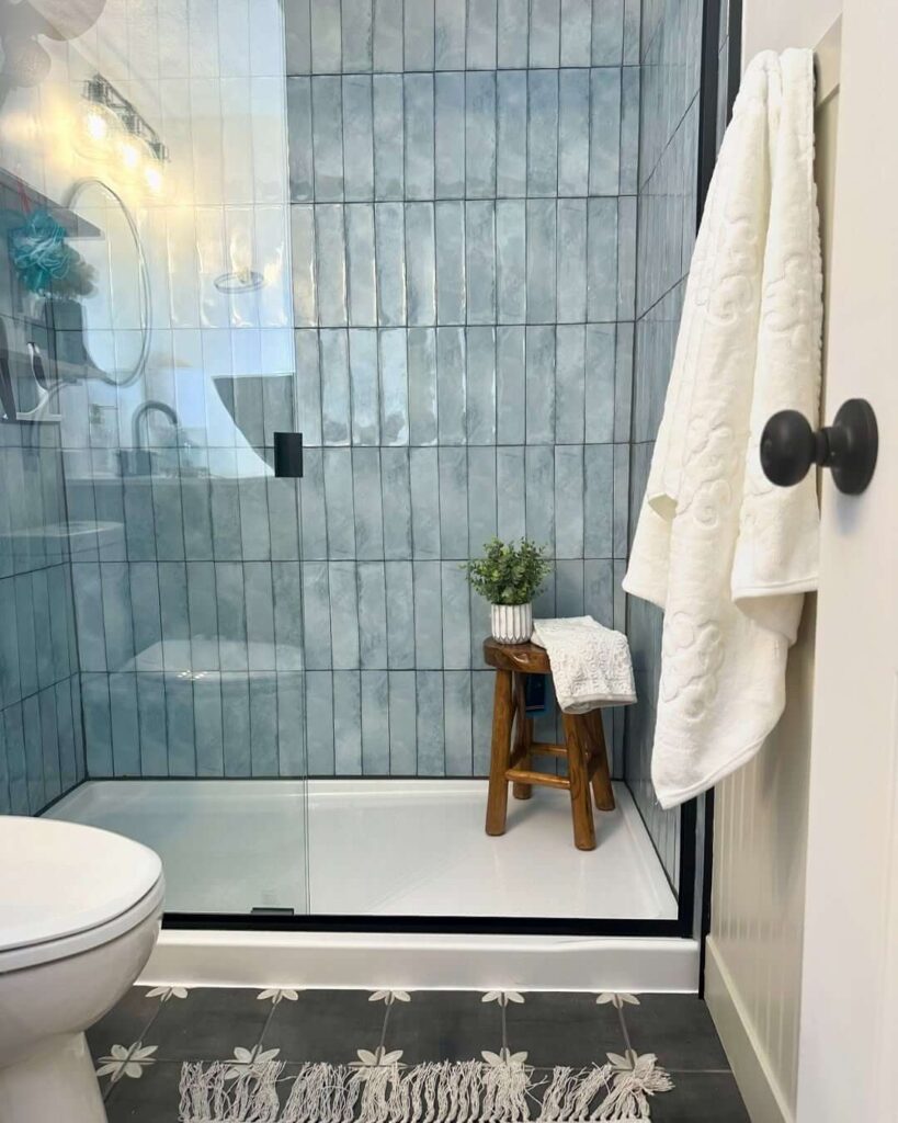 15. Half-Tiled Walls with Color Contrast