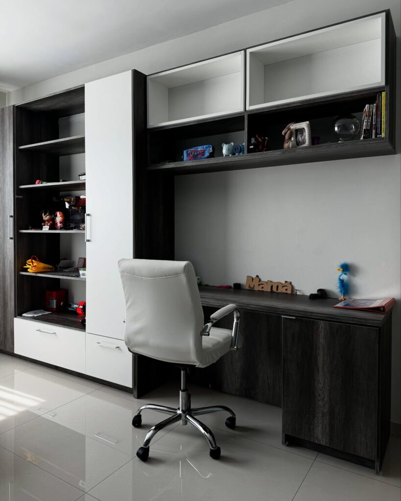 16. Monochrome Minimalism with a Bold Contrast