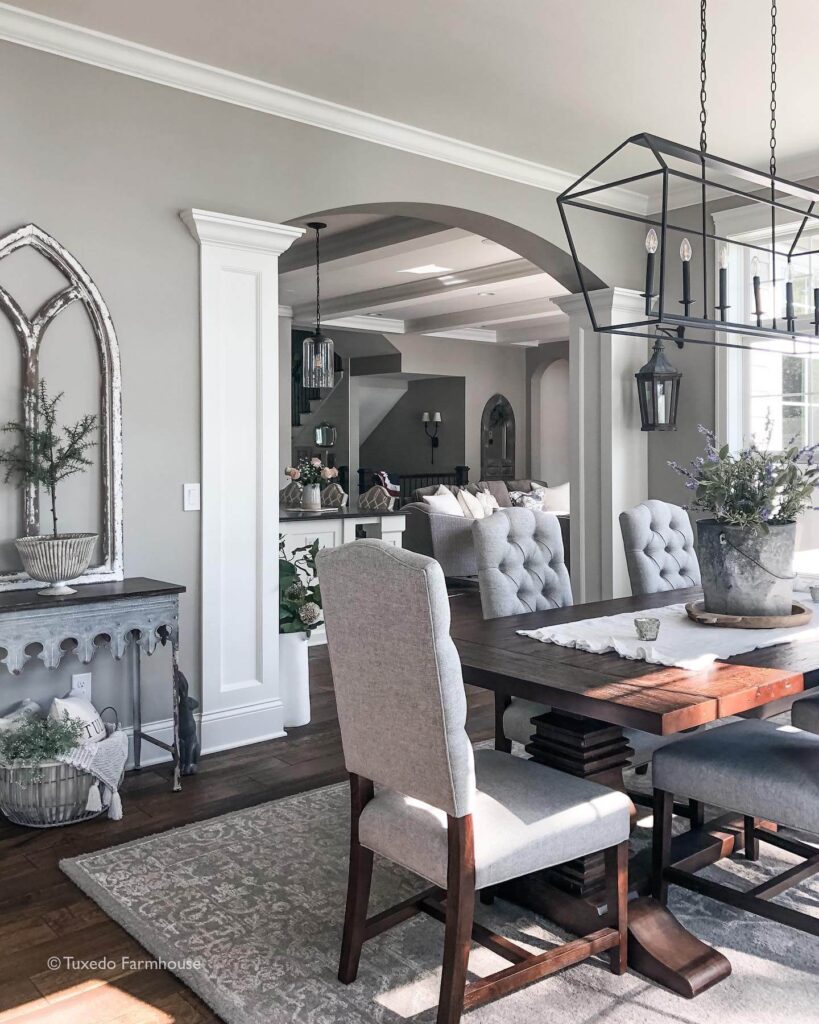 17. Farmhouse Flair: Button-Tufted Comfort