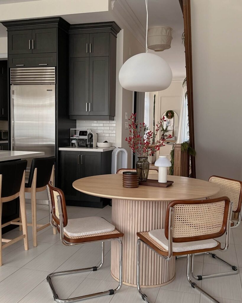 17. Sleek Meets Scandinavian
