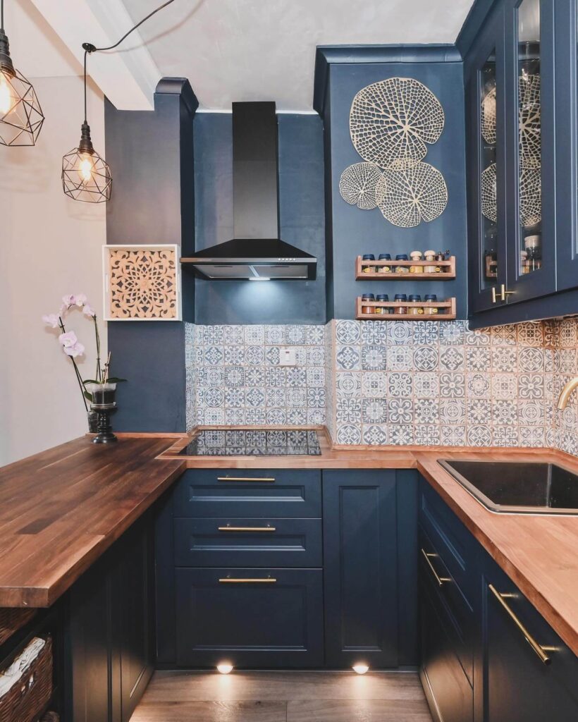 21. Classic Navy Meets Stainless Steel Brilliance