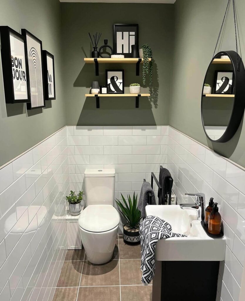 21. Luxe Modern Glam with Golden Accents