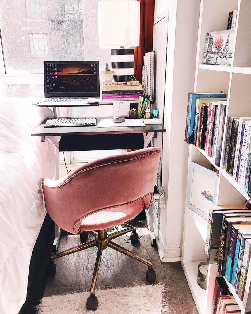 3. Built-In Look for a Polished Minimalist Vibe