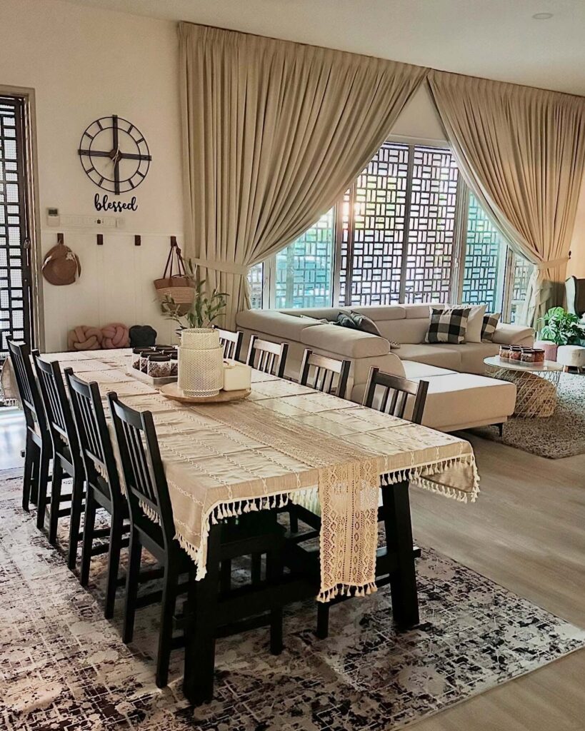 3. Eclectic Elegance with Bold Patterns and Textures