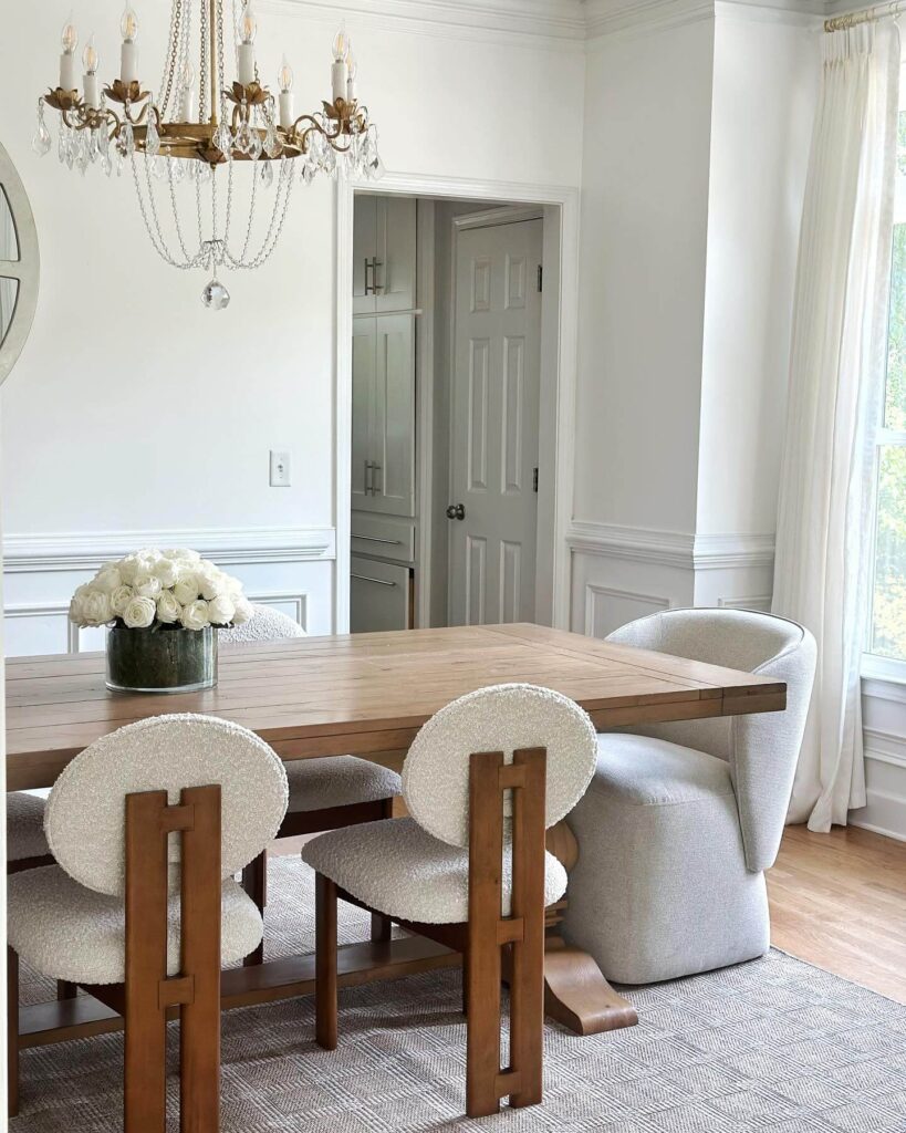 4. Bouclé and Wood Fusion: Soft Texture Meets Strong Lines