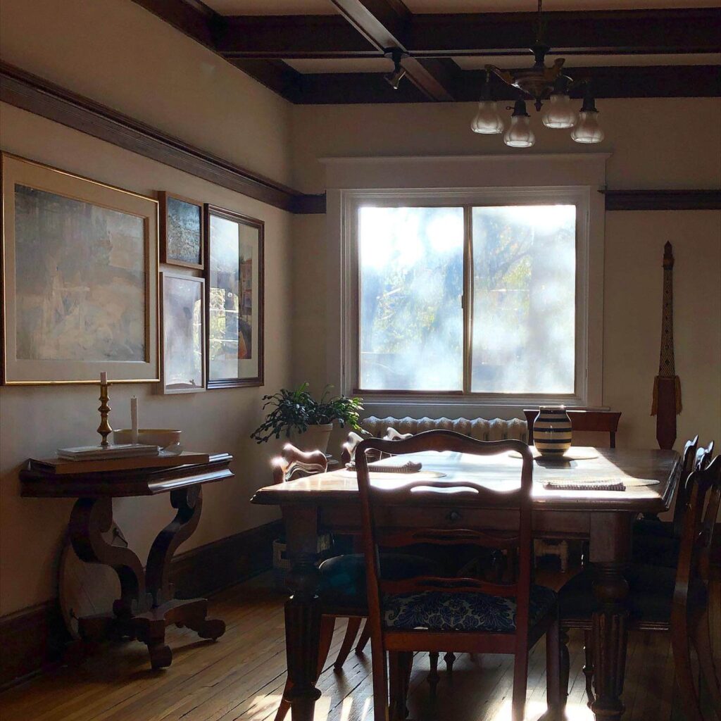 5. Eclectic Traditional with Vintage Appeal