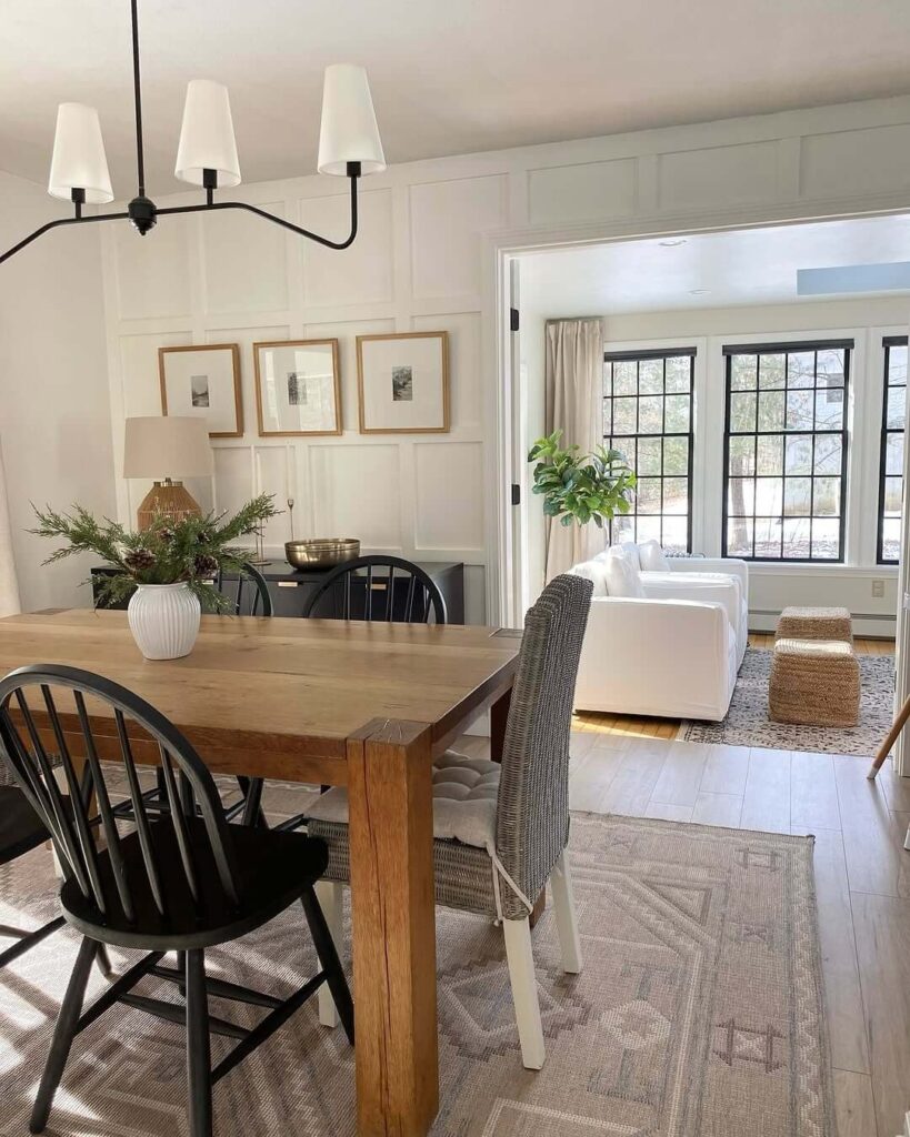 6. Classic Cottage Style with Coastal Blue Accents