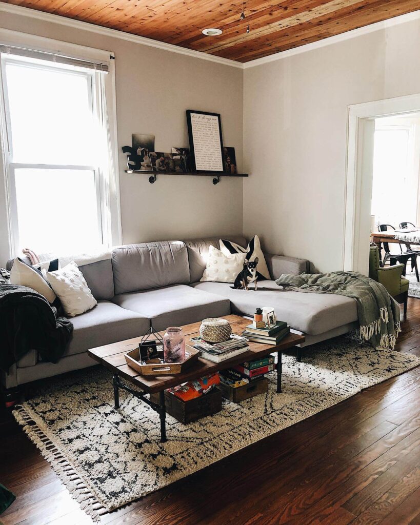 9. Eclectic Simplicity with Vintage Warmth