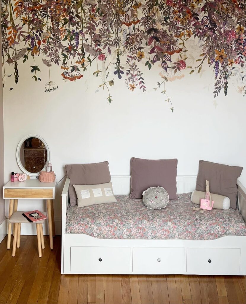 15. Mixed Art & Photography Wall for Eclectic Personality