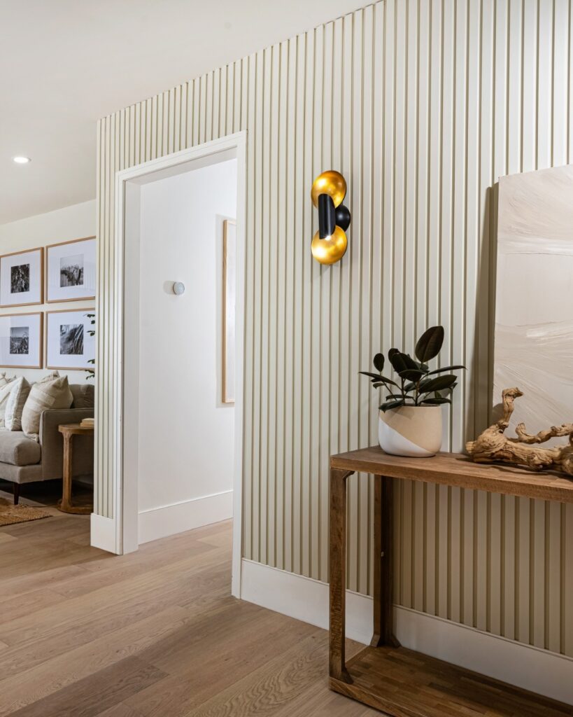 20. High-Gloss Wainscoting for Glamorous Impact