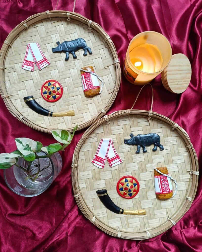 20. Assam-Themed Bamboo Wall Plate Art