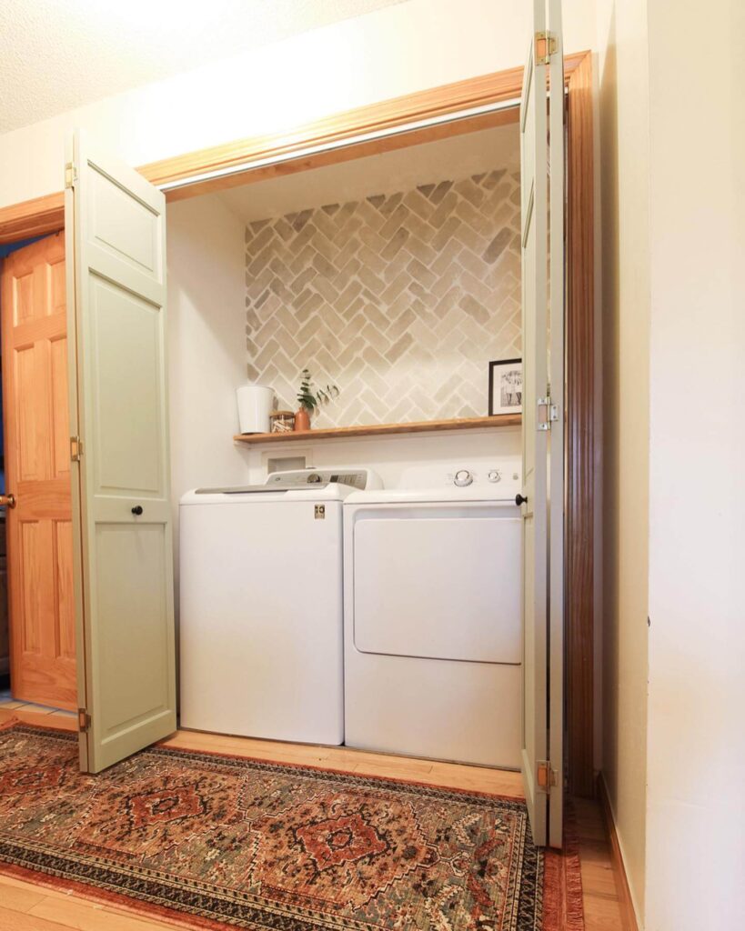 20. Smart and Stylish Laundry Nook with Alexa Humor