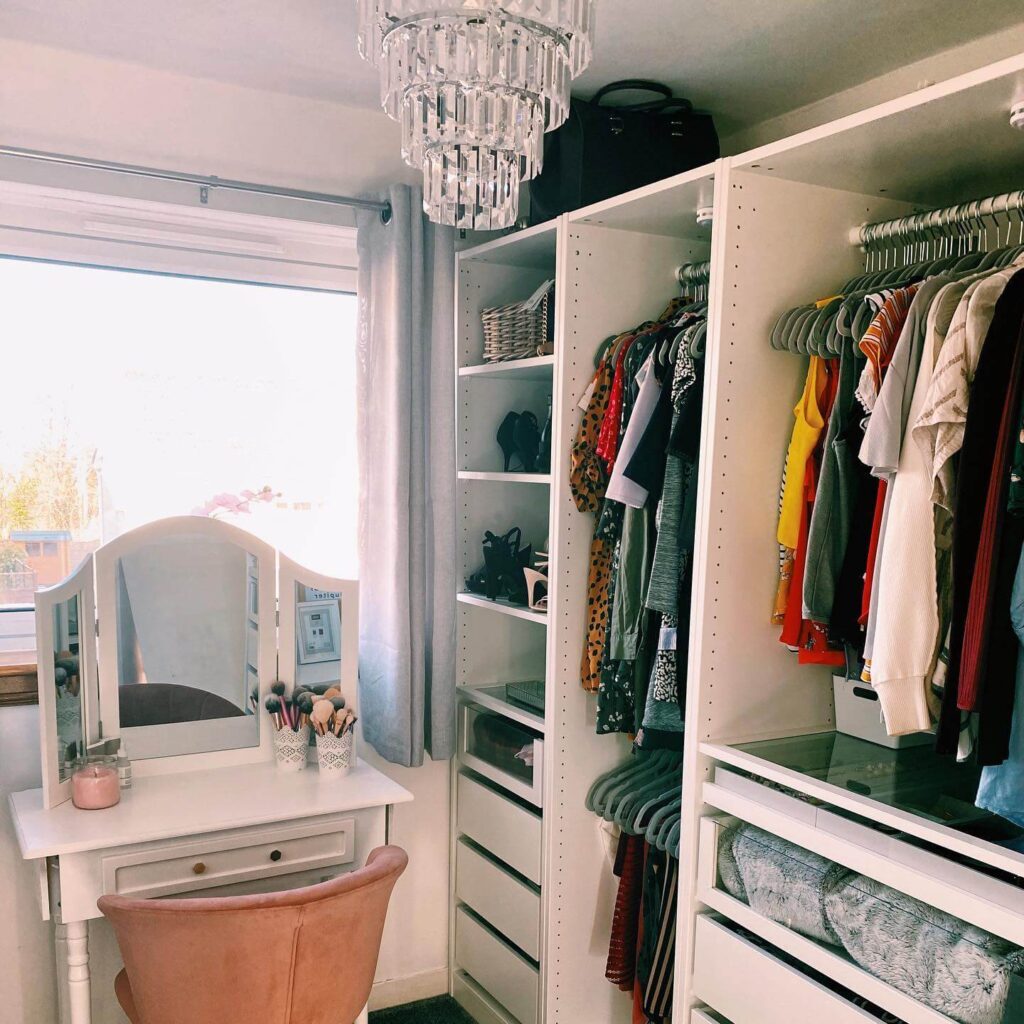 25. Smart Sloped Ceiling Closet for Attic Bedrooms