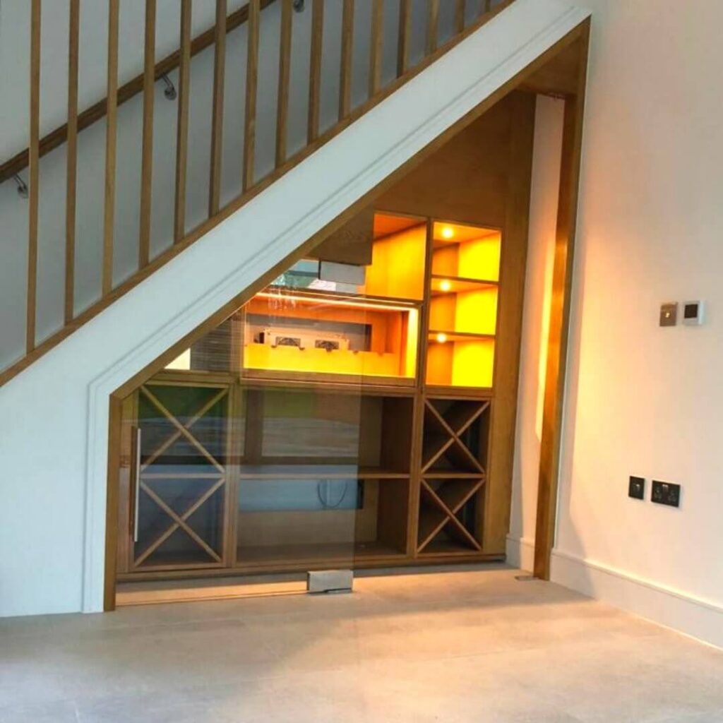 7. Built-In Wine Bar and Display Nook