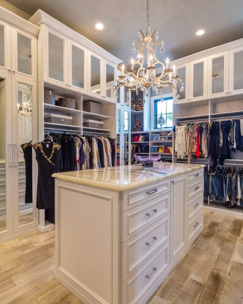 7. Bring in a Touch of Glamour with Lighting and Chandeliers
