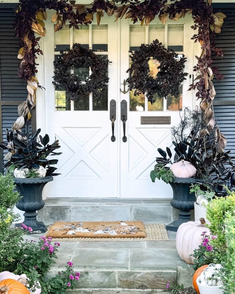 15. Elegant Black & White Theme with Gold Accents