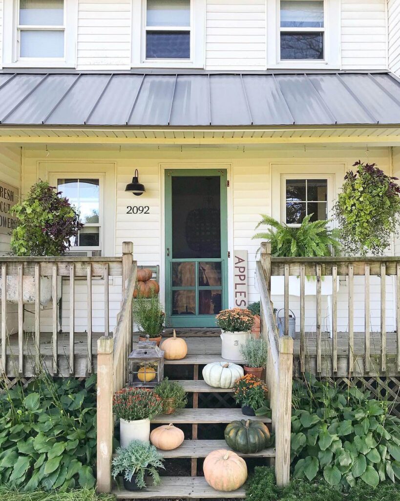 18. Repurposed Crates and Barrels for Vertical Decor
