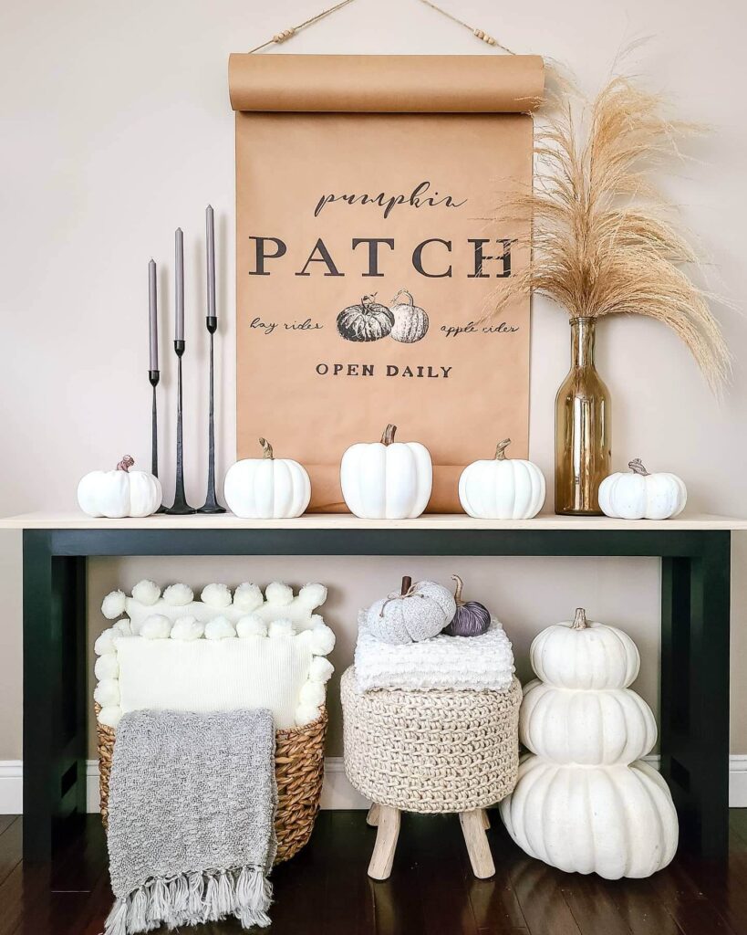 2. Classic Fall Elegance with Traditional Hues