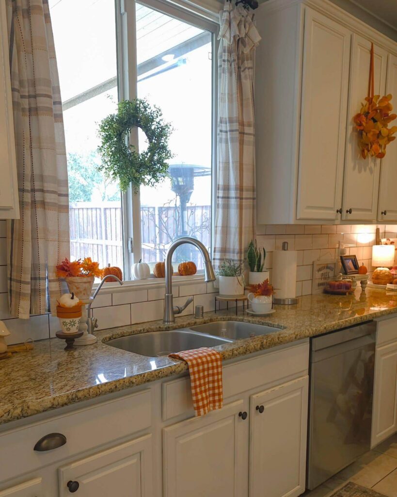2. Farmhouse Warmth with Wooden Accents and Copper Touches