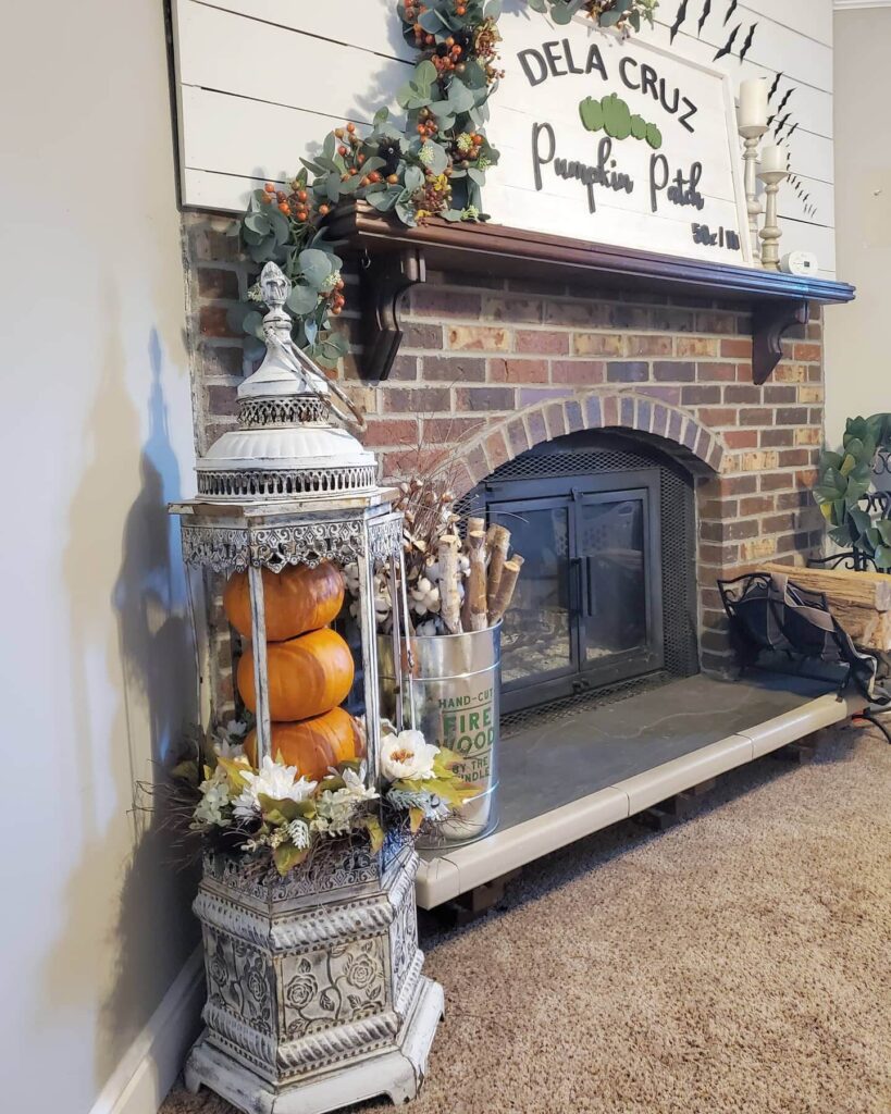 20. Eclectic Vintage Charm with Natural Accents