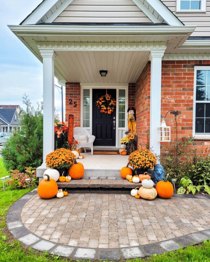20. Symmetrical Styling for a Grand Entrance