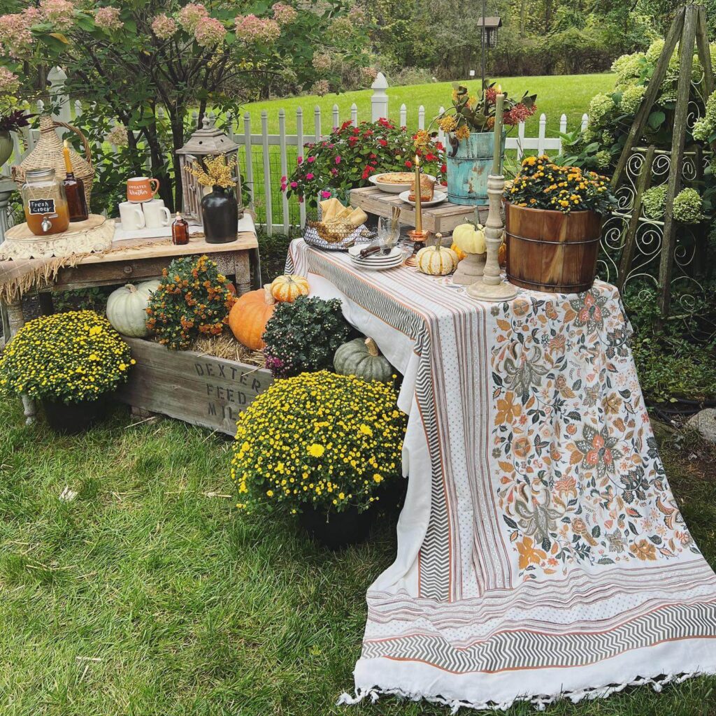 21. Bold Orange Accents for a Festive Statement