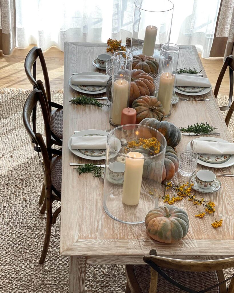 25. Neutral Farmhouse Charm with Wooden Accents