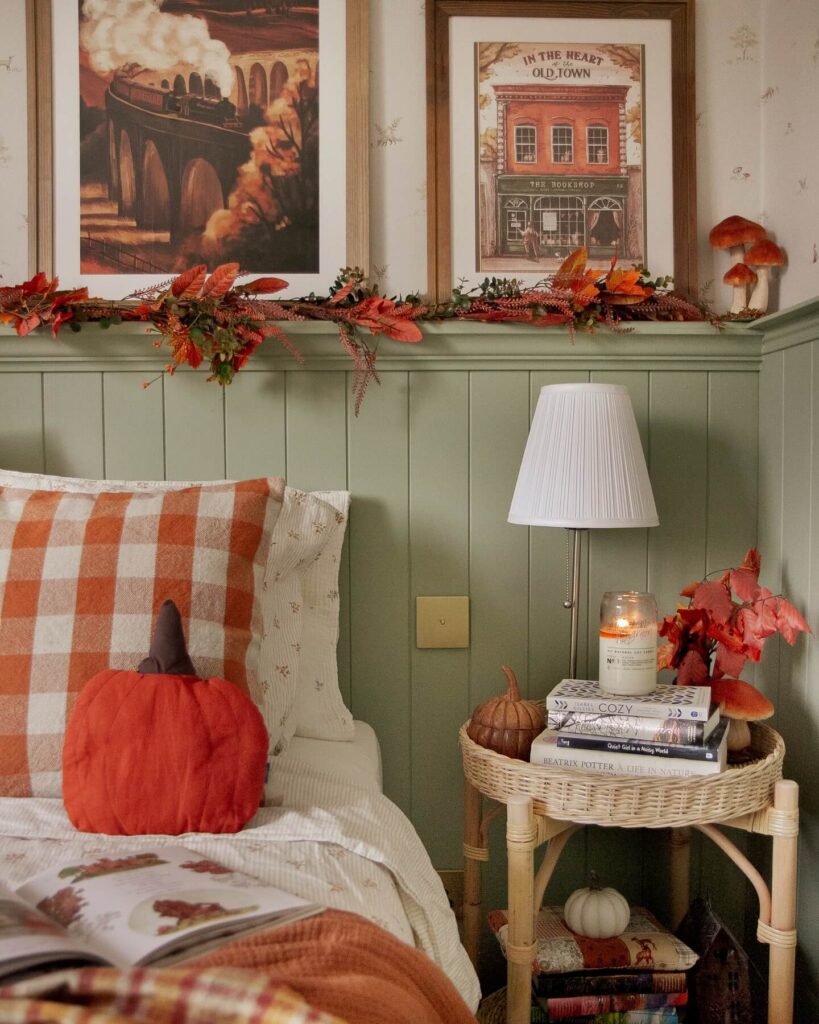 3. Minimalist Fall Vibes with Soft Accents