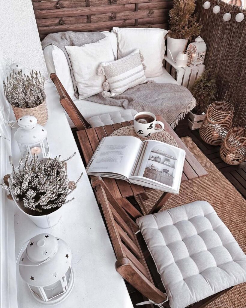 4. Simple and Elegant Neutral Porch Styling