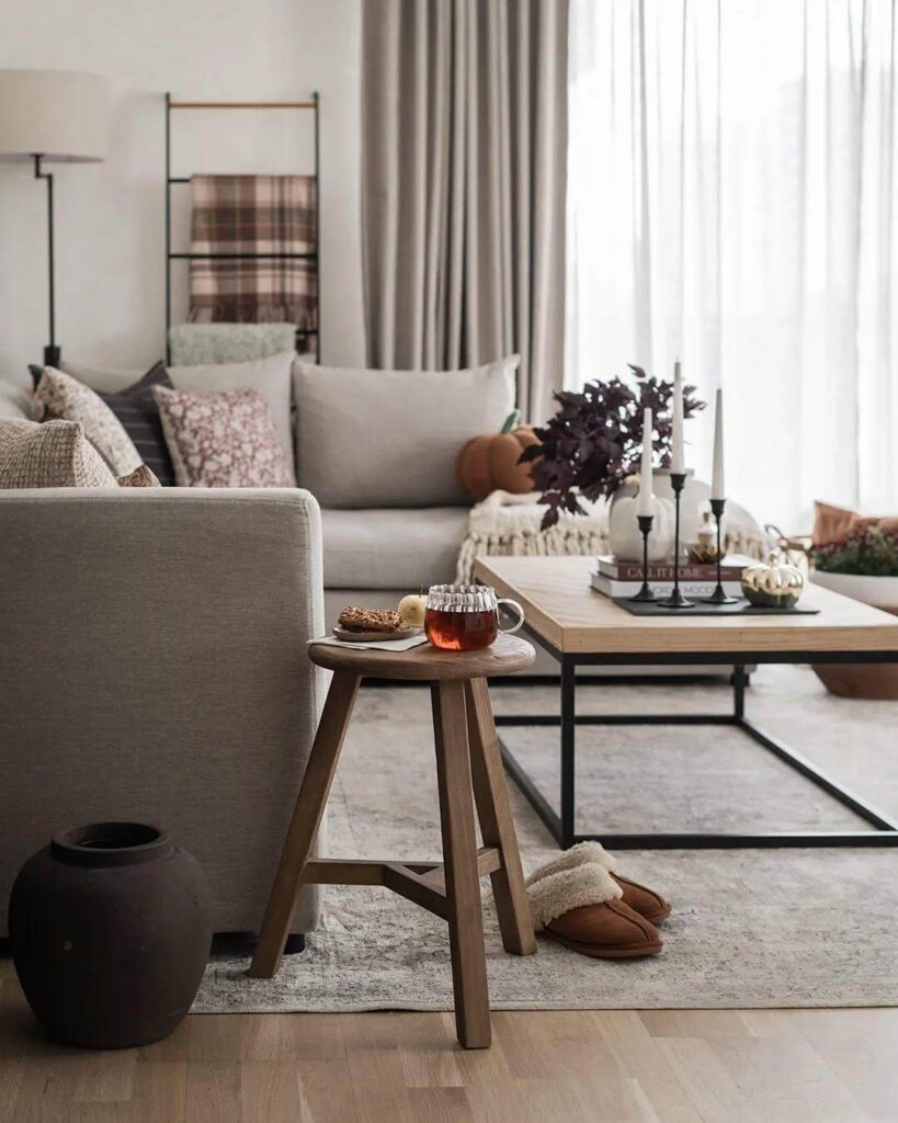 5. Modern Farmhouse with a Pop of Fall Color
