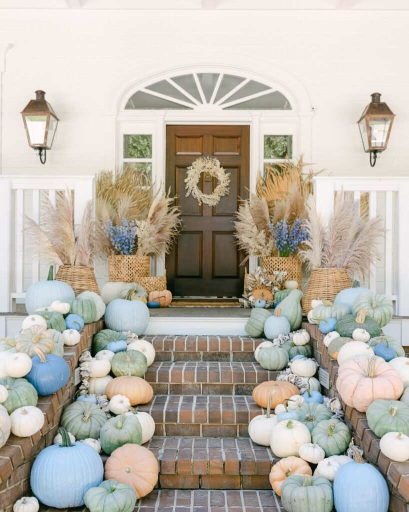 7. Charming Cottage Style with Delicate Touches