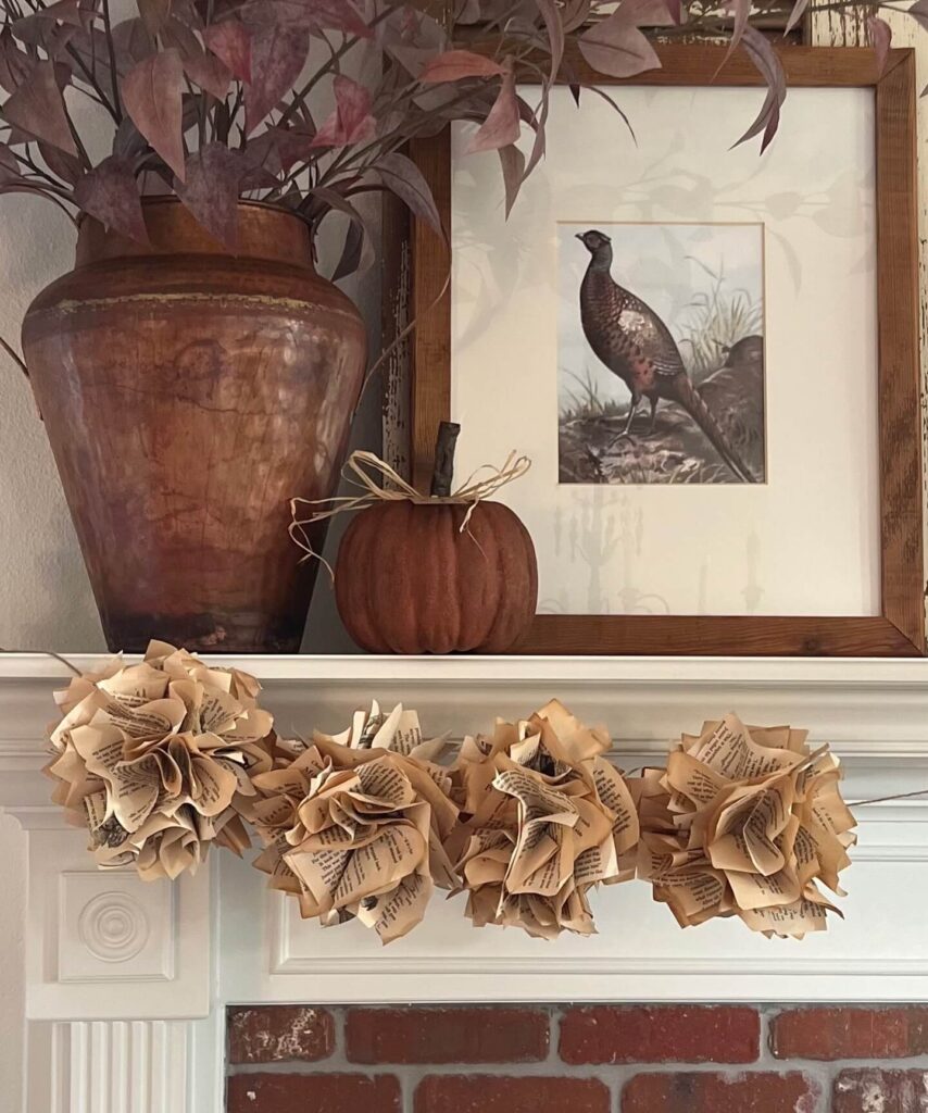 8. Charming Simplicity with Classic Fall Colors