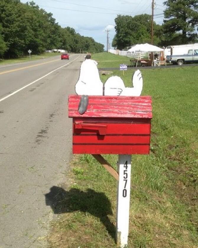 1. Rustic Wooden Mailbox with Country Charm